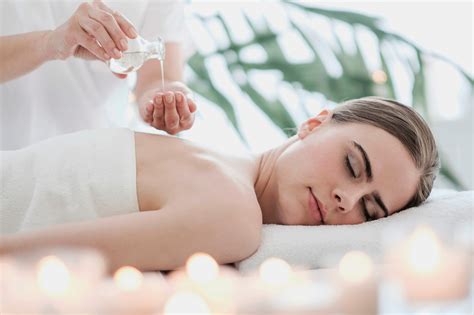 Massage sensuel complet du corps Massage érotique Fribourg